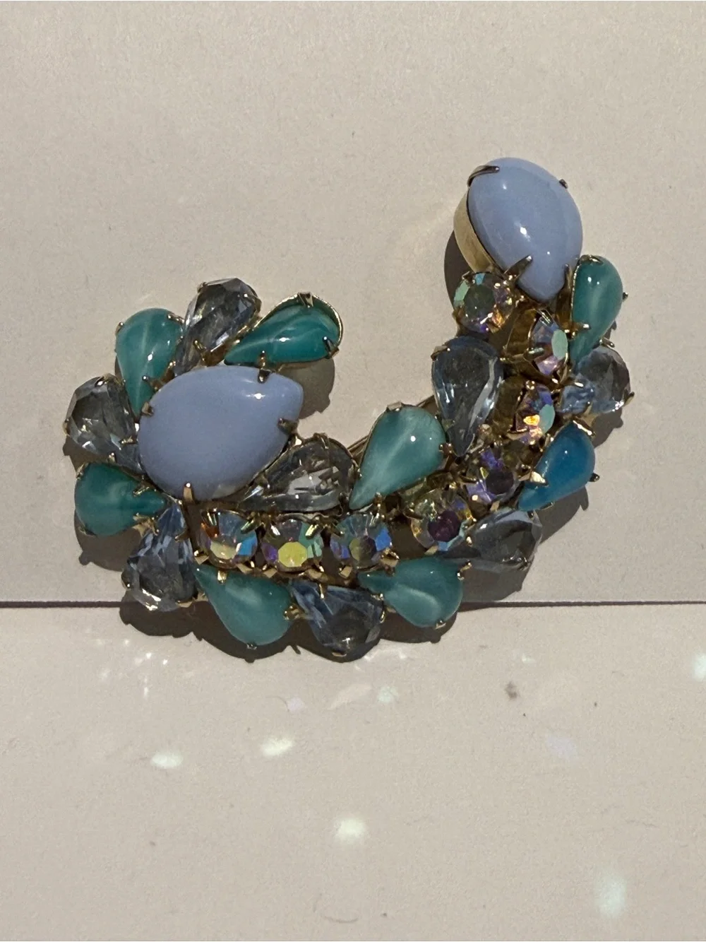Vintage 1960s Blue Moonglow Glass Rhinestone Brooch Earrings Set Demi Parure